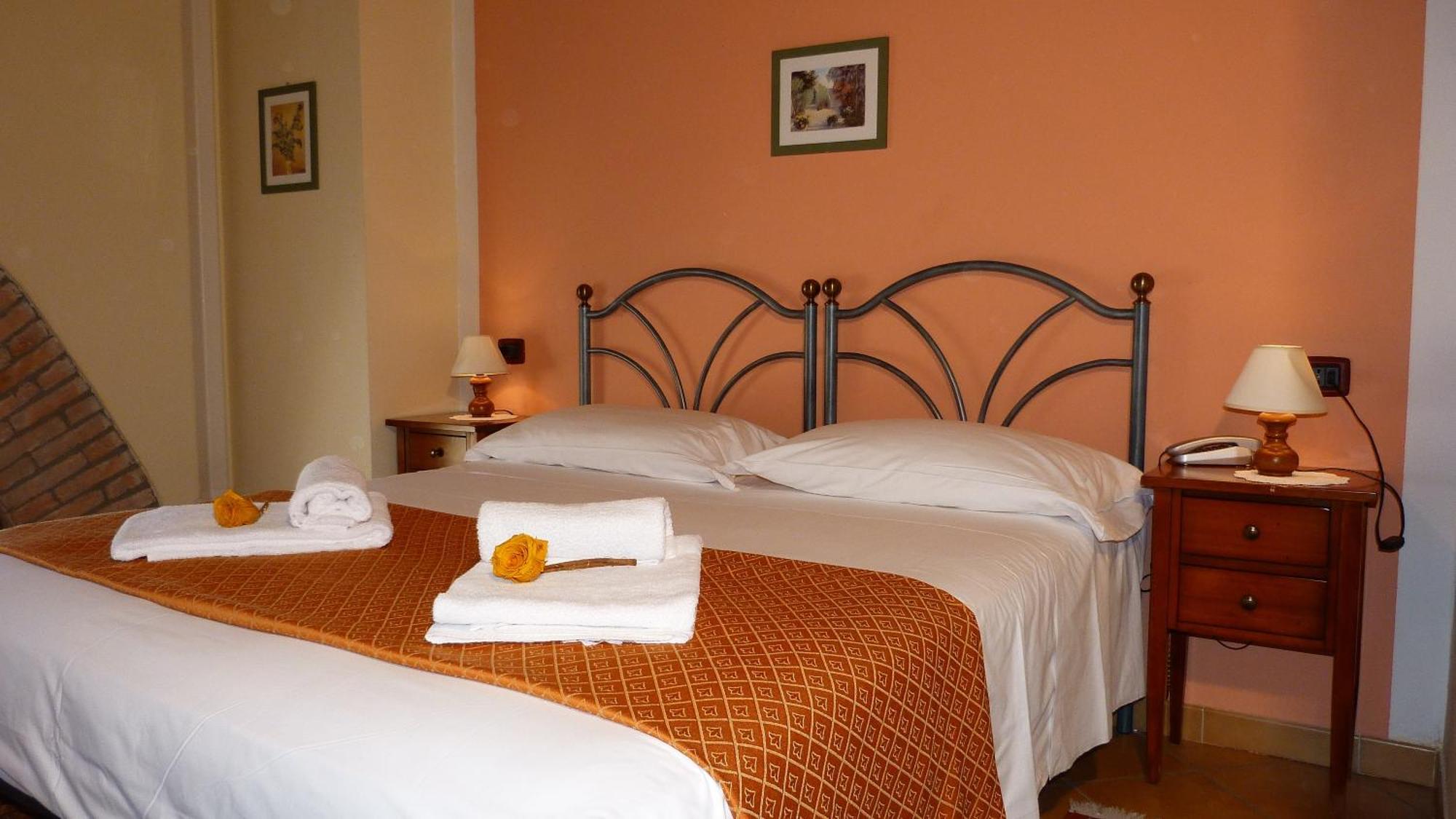 Agriturismo Ai Due Volti Dossobuono Room photo